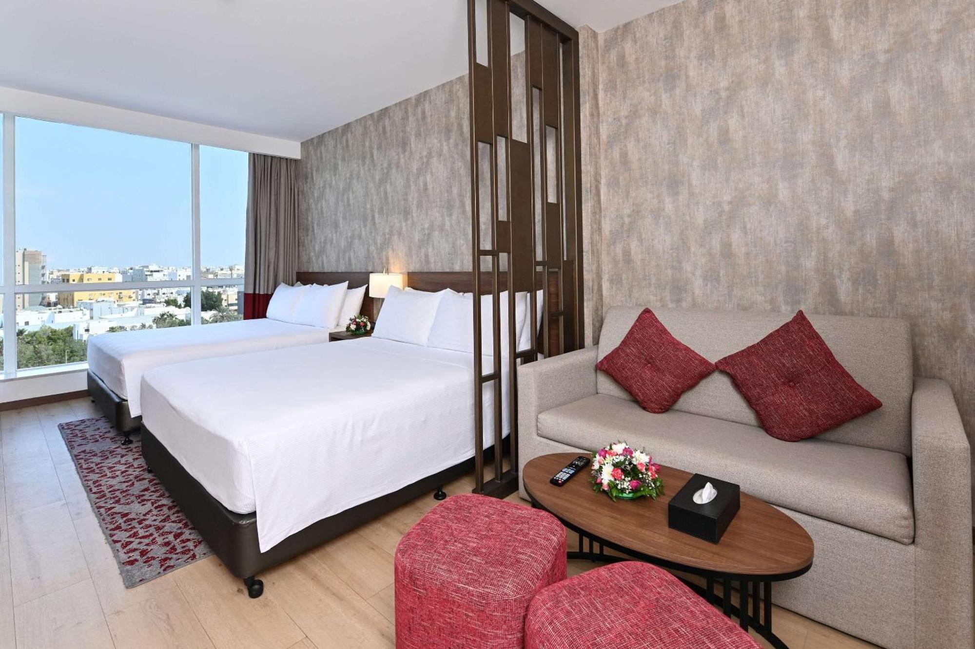 Comfort Hotel Jeddah King Road Exterior foto